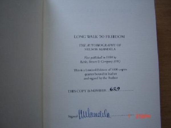 Mandela, Nelson .. Long Walk to Freedom : The Autobiography of Nelson Mandela